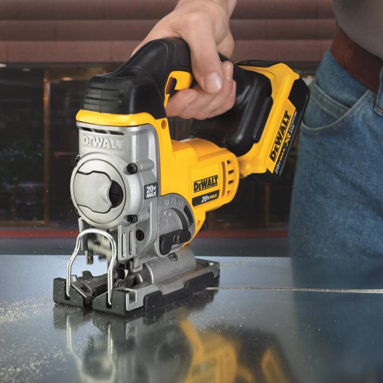 Best Cordless Jigsaw For The Money(Buying Guide) 2023